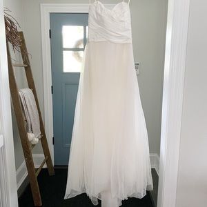 Nouvelle Amsale Satin Tulle Wedding Dress 10
